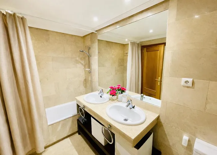 Marbella Dunas De Cabopino - 2Br Apartment With Private Garden, Swimingpool And Parking דירה