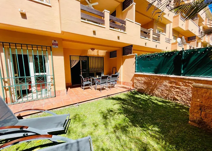 Apartment Marbella Dunas De Cabopino - 2Br Apartment With Private Garden, Swimingpool And Parking Marbella